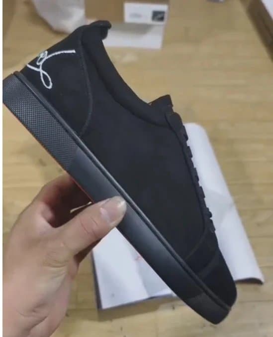 Christian Louboutin Sneaker White Signature Logo