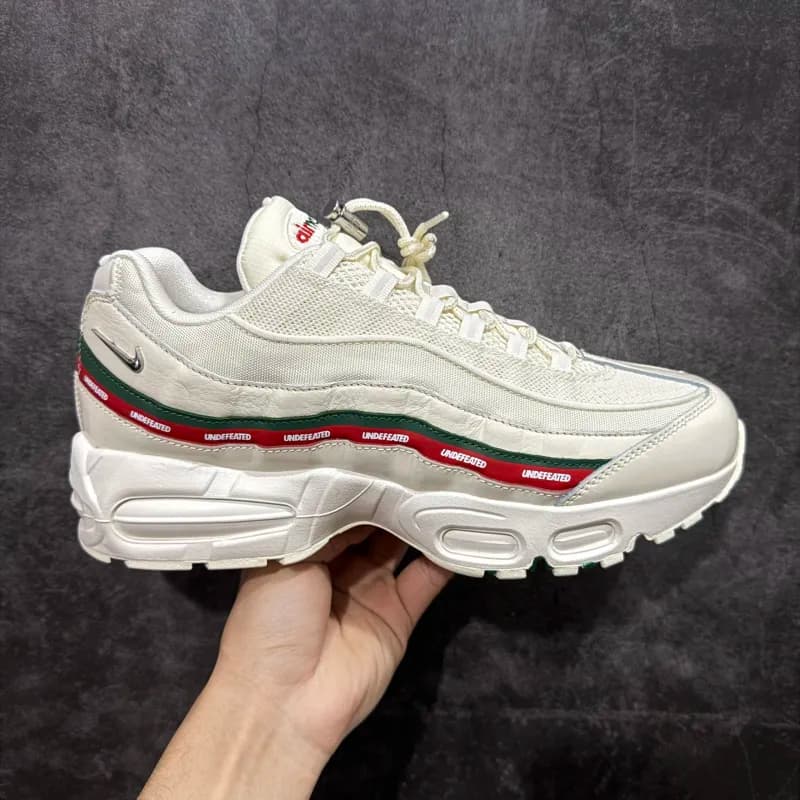 Nike Air Max 95 Undefeated