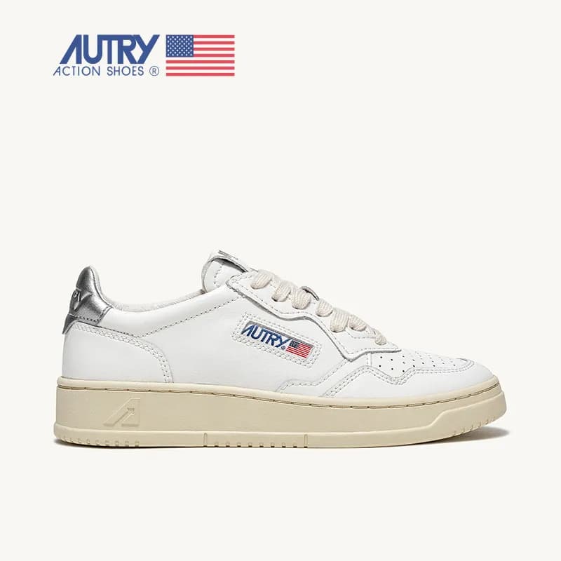 Action Shoes Black with Cream Sole — 白色/银尾