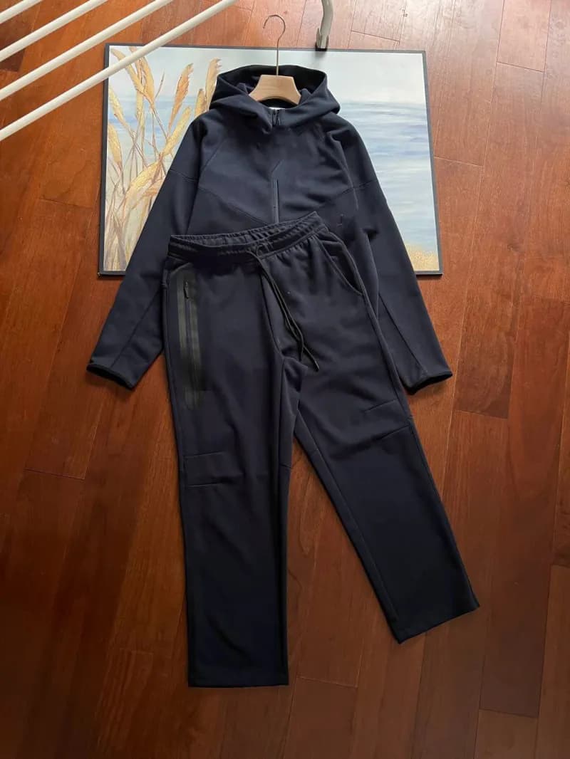 Lululemon Track Pants Butter Yellow — 藏青