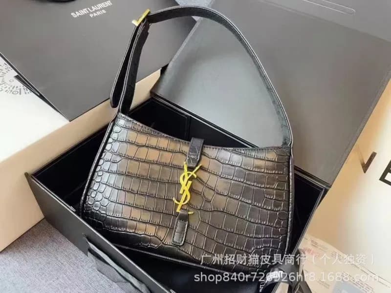 Saint Laurent Niki Bag Crocodile-Embossed