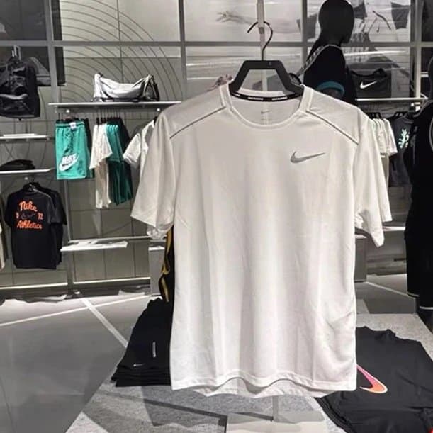 Nike Dri-FIT Tee Performance