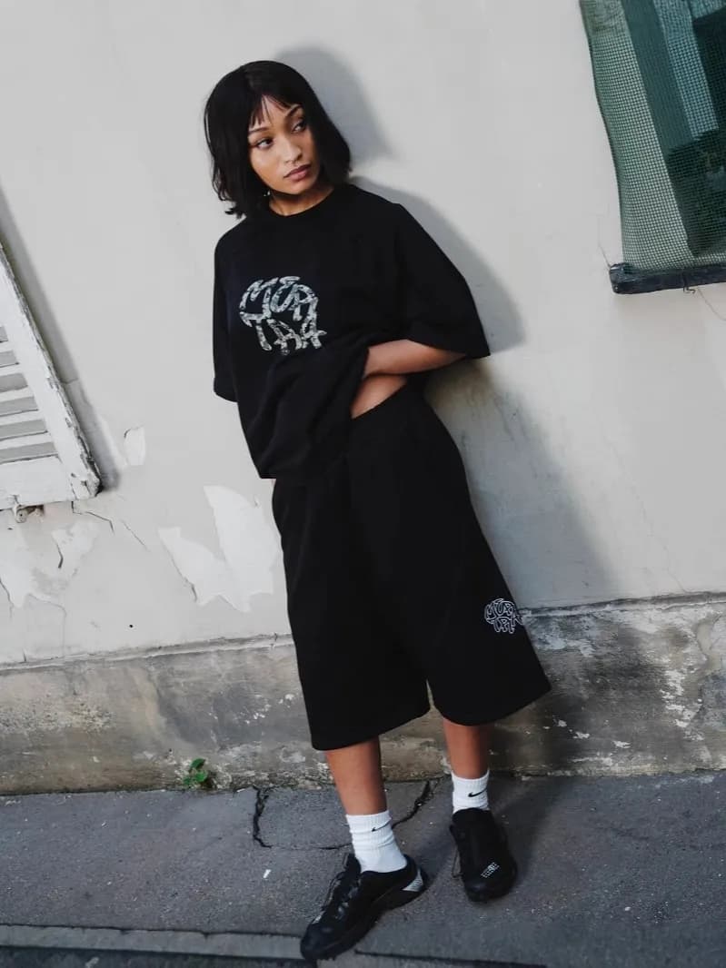 Off-White Oversized T-Shirt Skull Graphic