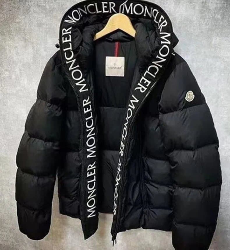 Moncler Puffer Jacket Classic Quilted — 3