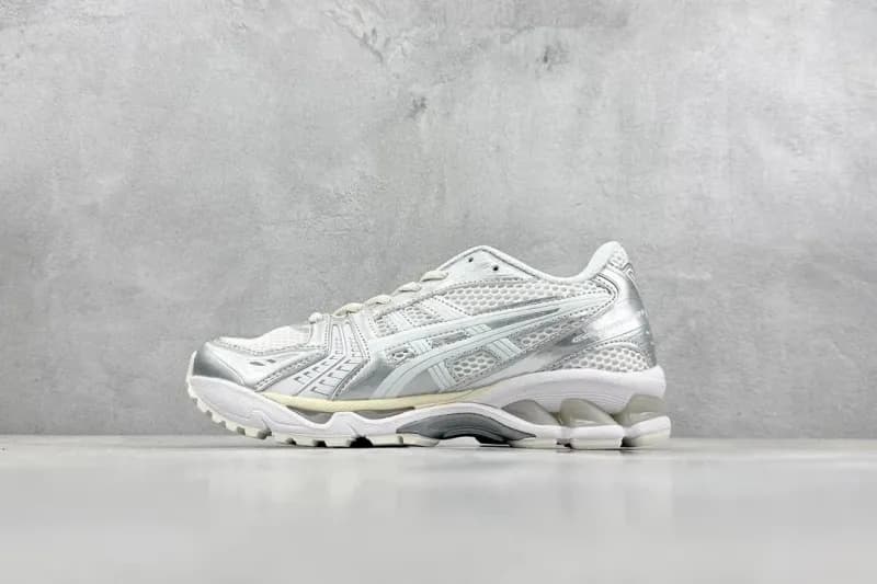 Asics Gel-Lyte III Metallic Silver