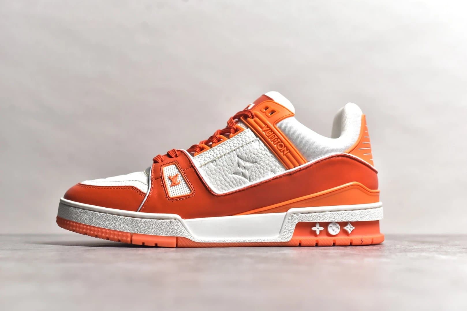 Louis Vuitton LV Trainer Monogram Red — AM · 橙色 1A811N