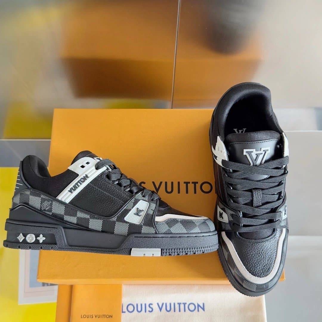 Louis Vuitton LV Trainer Monogram Denim — 28