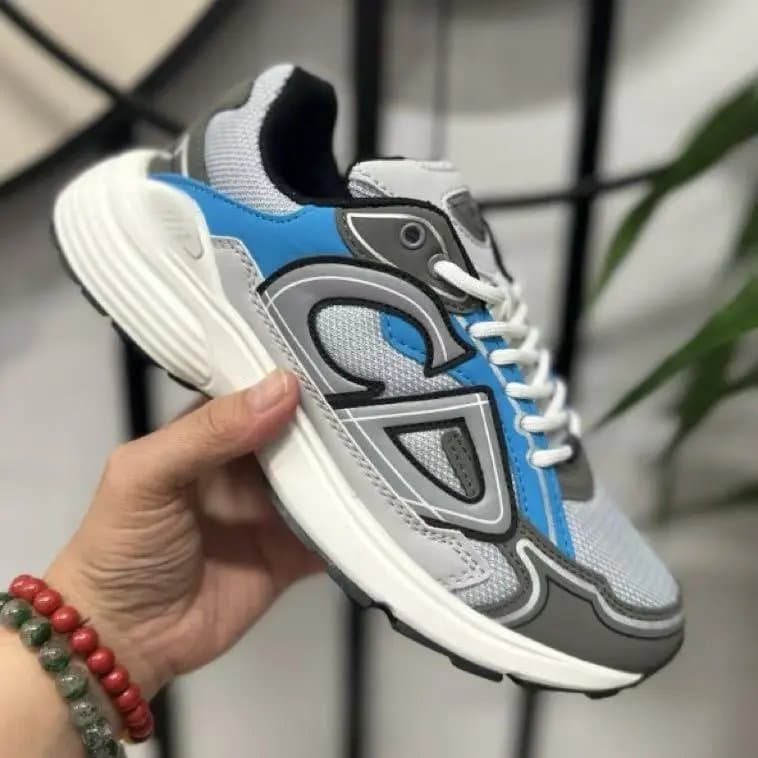 New Balance 2002R Grey — 白蓝色