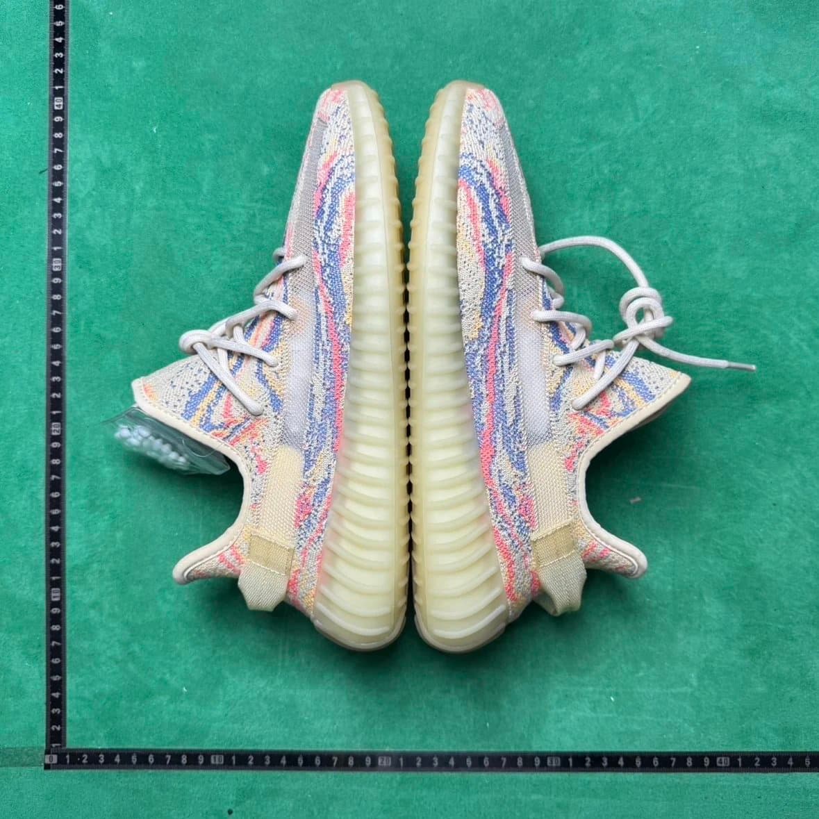 Yeezy Boost 350 V2 Zebra — 15号黄暴龙GW3773