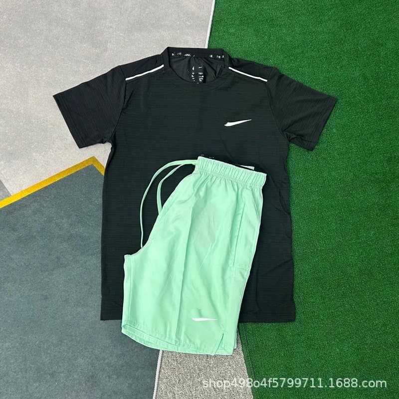 Nike Training Set Black/Mint