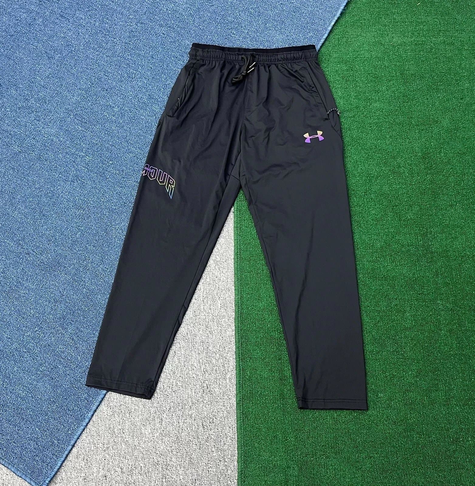 Under Armour Track Pants Iridescent Logo