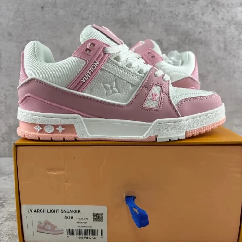 Louis Vuitton LV Arch Light Sneaker 518 Colore