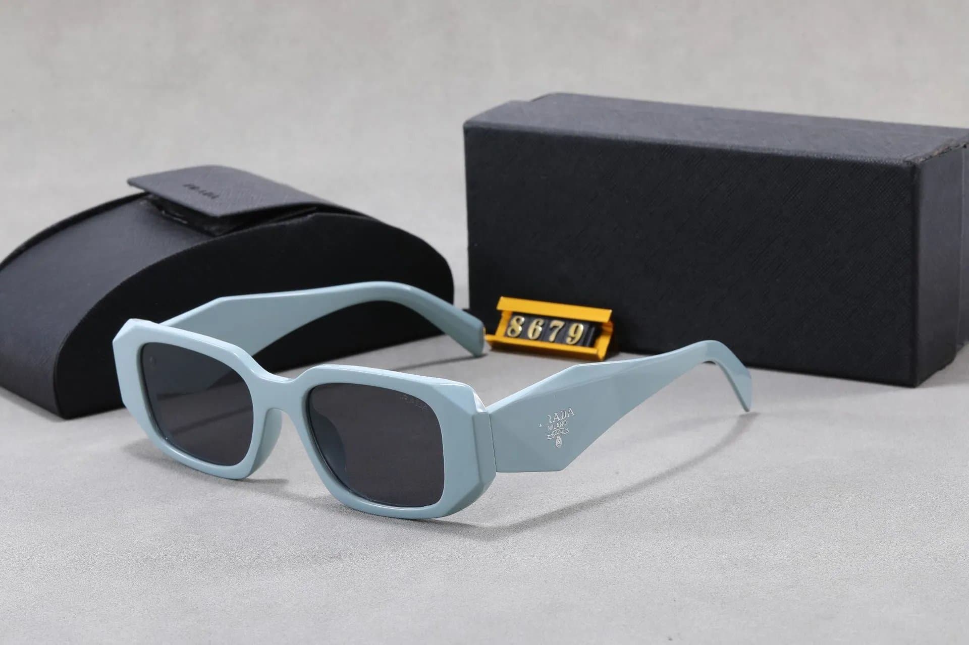 Prada Sunglasses Rectangular Frame