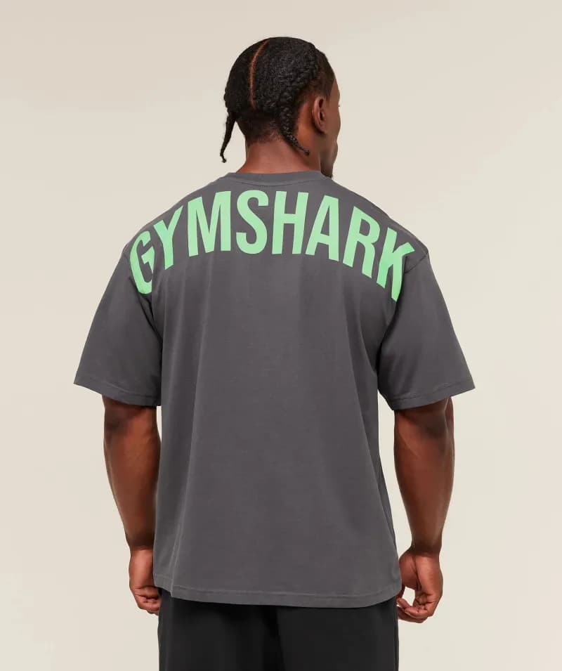 Oversized T-Shirt Gymshark Logo Back — 深灰色-绿标
