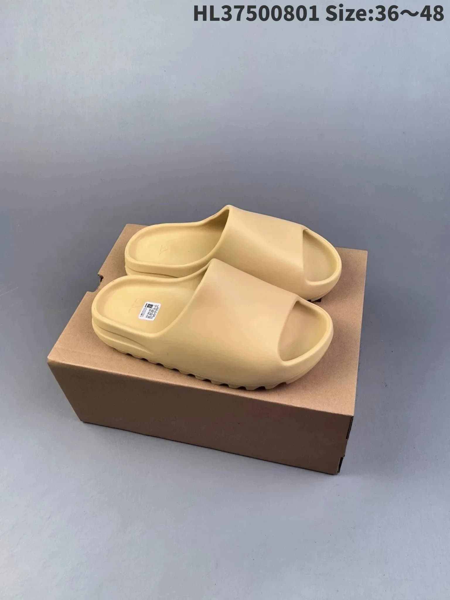 Yeezy Slide Bone