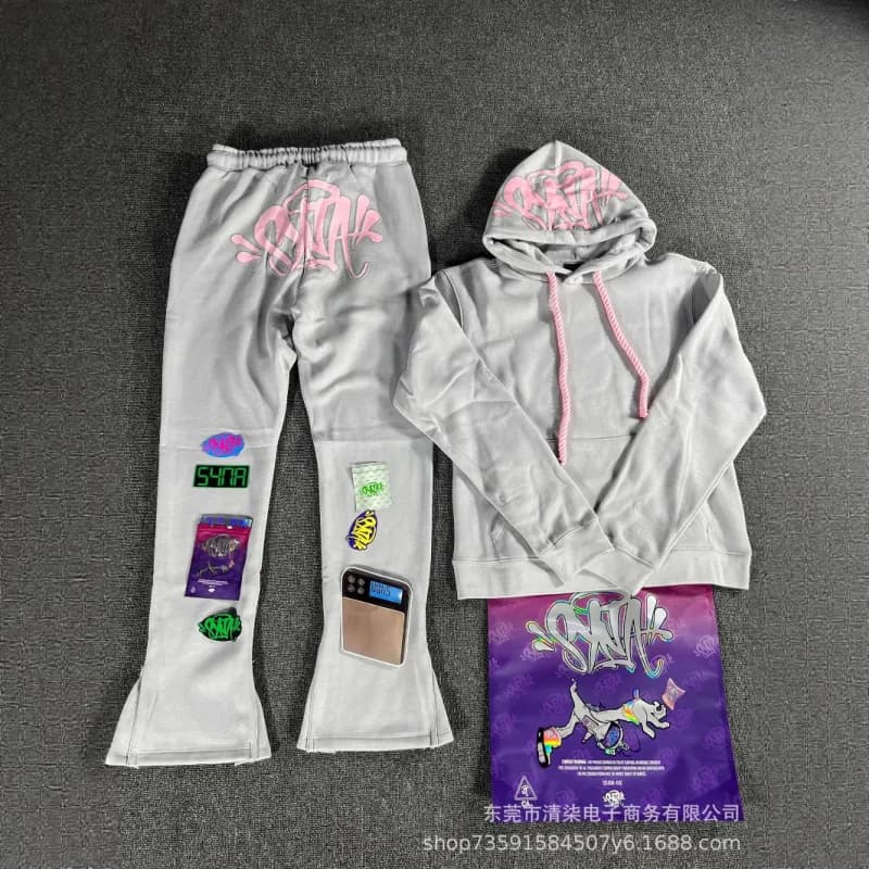 Syna World Hoodie and Joggers Set Graffiti Print — 01灰色卫衣套装