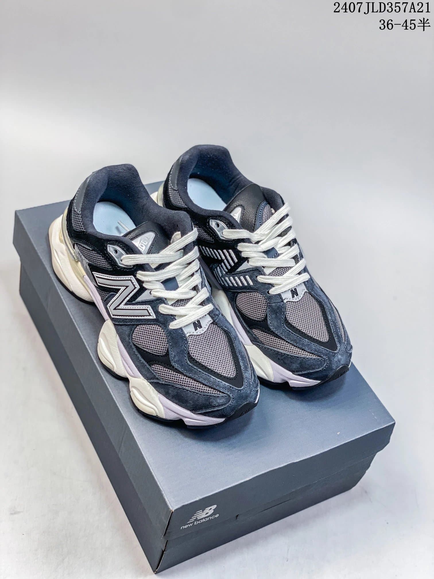 New Balance 2002R Cloud White — 1