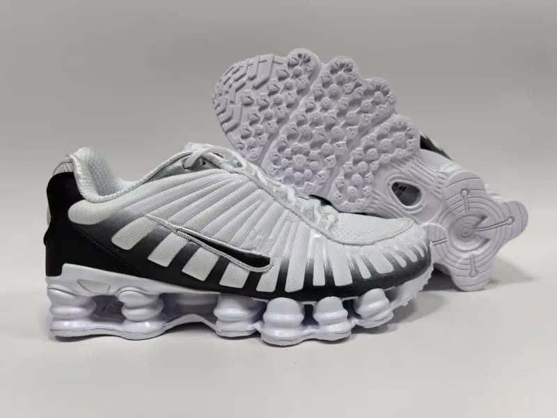 Nike Air Max TN Infrared — 白黑