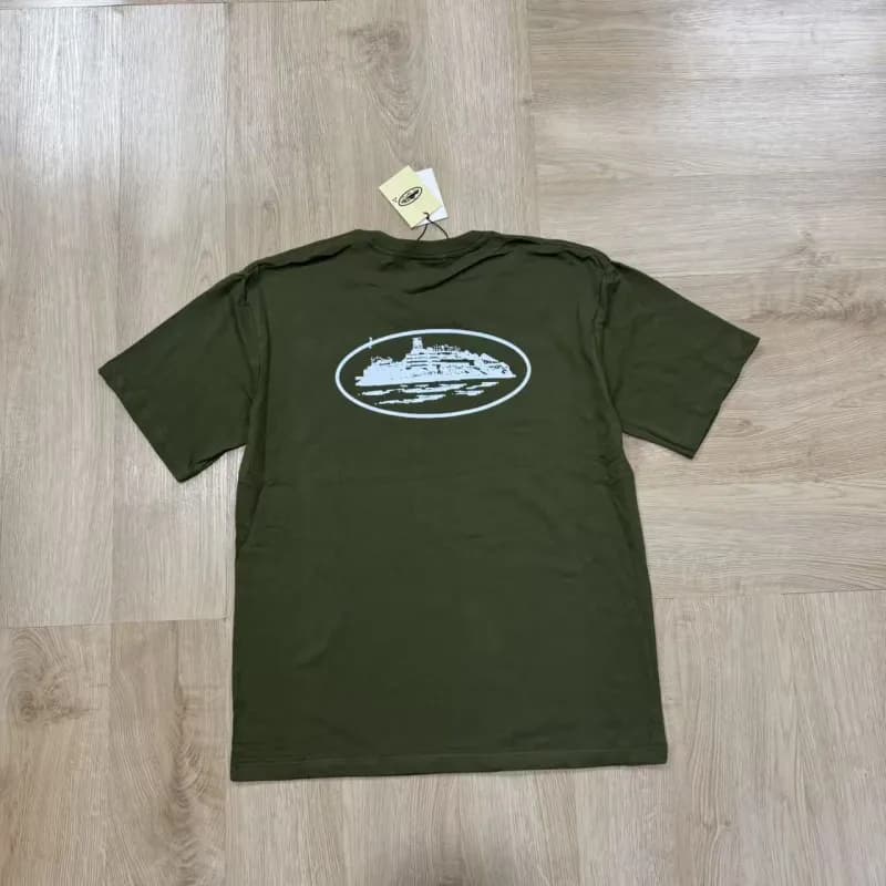 Gallery Dept. Graphic Tee Cruise Ship Print