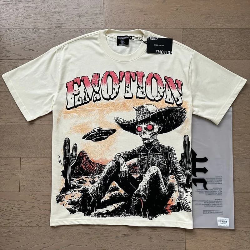 Graphic Tee Mixed Emotion Print — 0002杏色