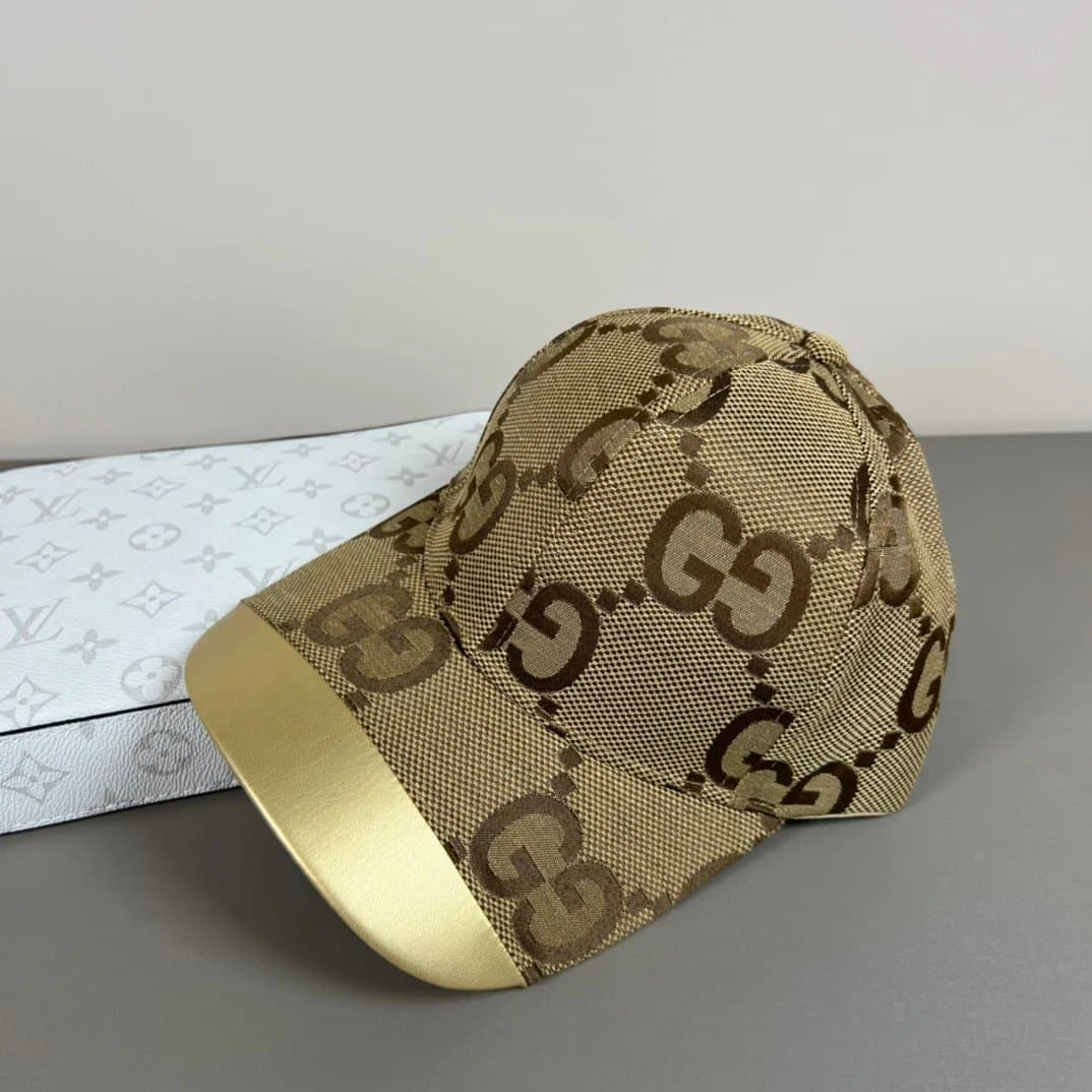 Gucci Baseball Cap GG Monogram — 11
