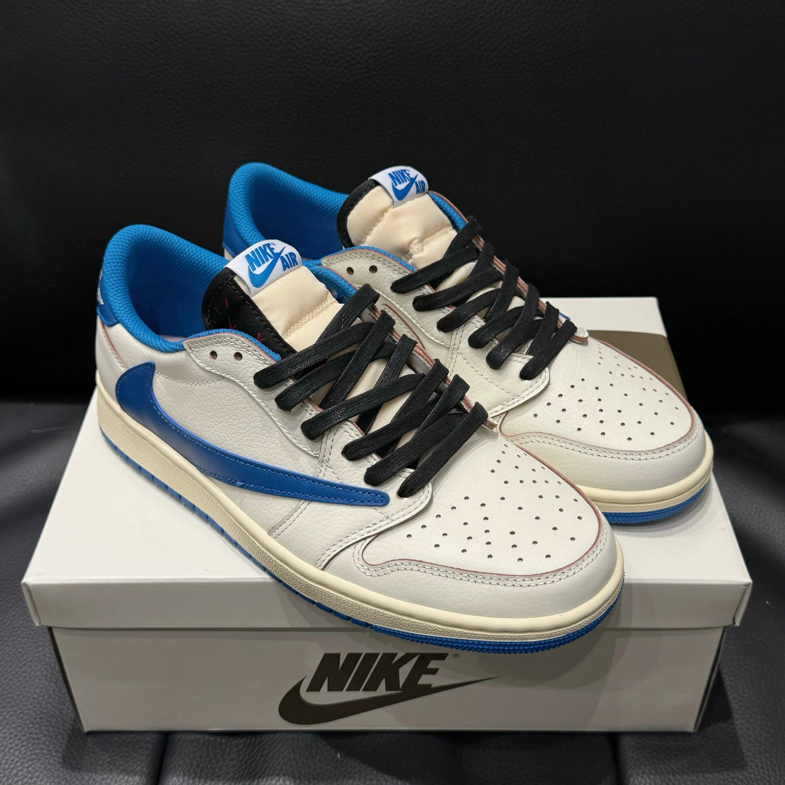 Air Jordan 1 Low Travis Scott Reverse Mocha