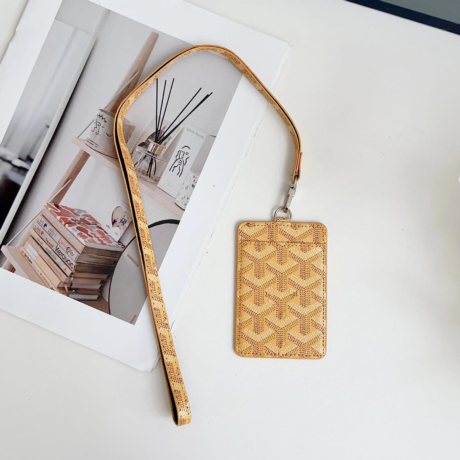 Goyard Lanyard Cardholder Chevron Pattern — 黄色