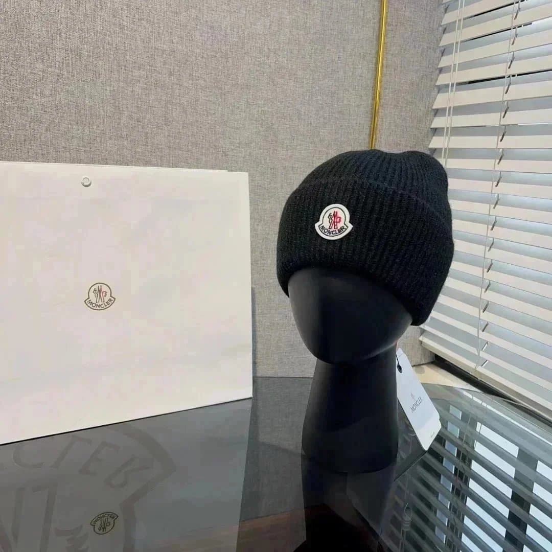 Moncler Ribbed Beanie Classic Logo Patch — 18