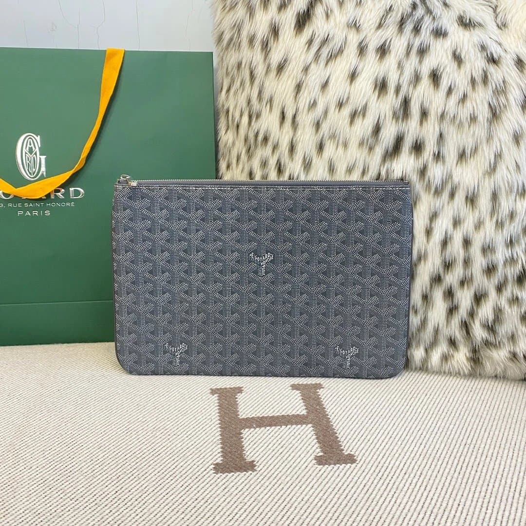 Goyard Saint Louis Pouch Goyardine Canvas