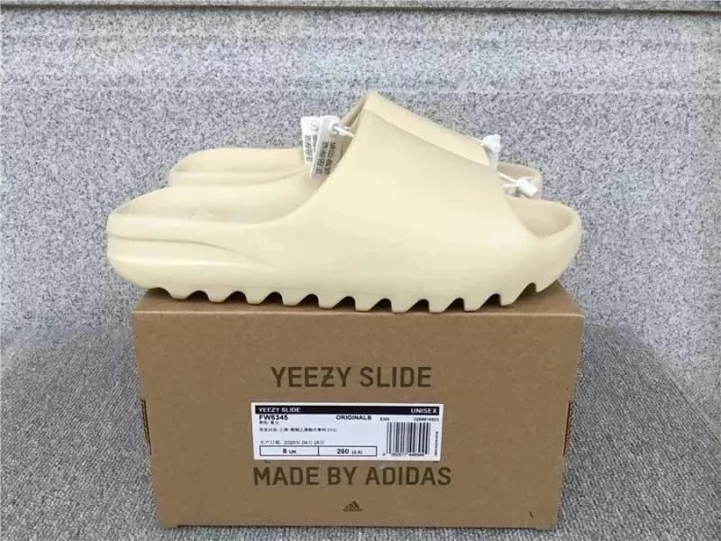 Yeezy Slide Bone
