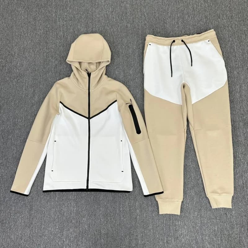 Nike Tech Fleece Hoodie and Joggers Black with White Reflective Tape — 上浅卡其下拼白套装suit