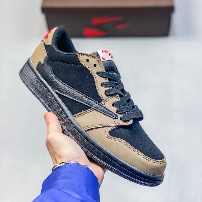 Air Jordan 1 Low Travis Scott Reverse Mocha