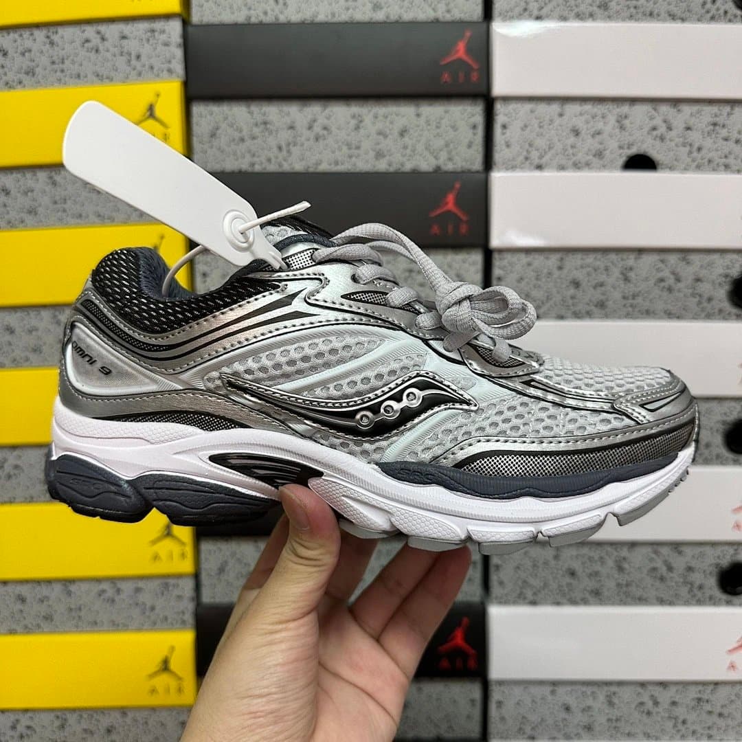 Asics Gel-Kayano 14 Silver Grey