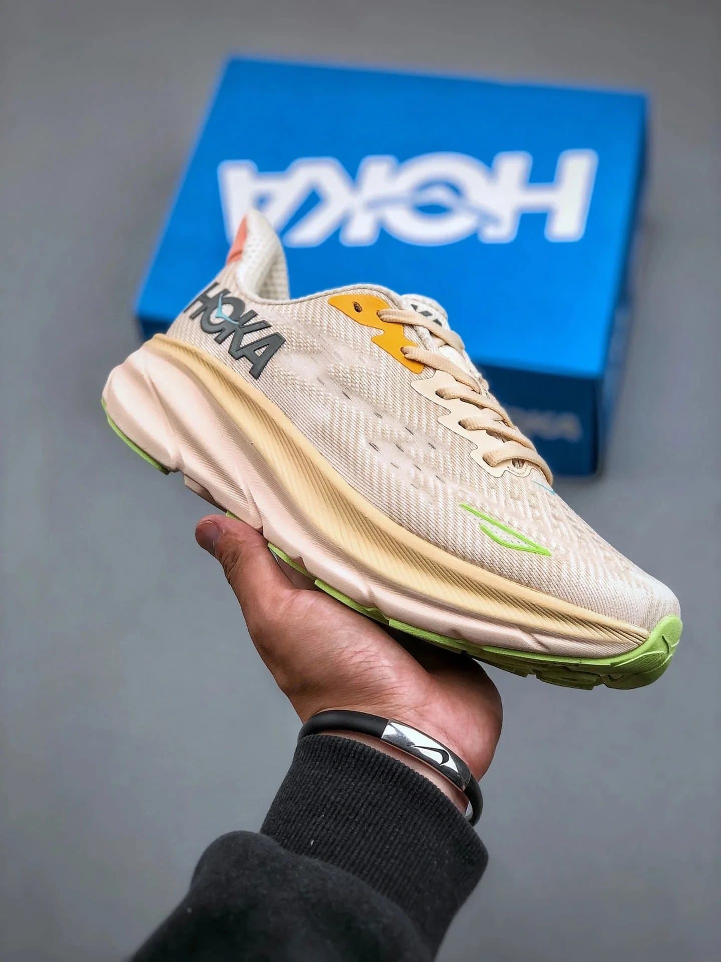 Hoka Clifton Ocean Wave — 7