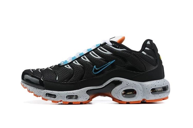 Nike Air Max Plus TN — 23