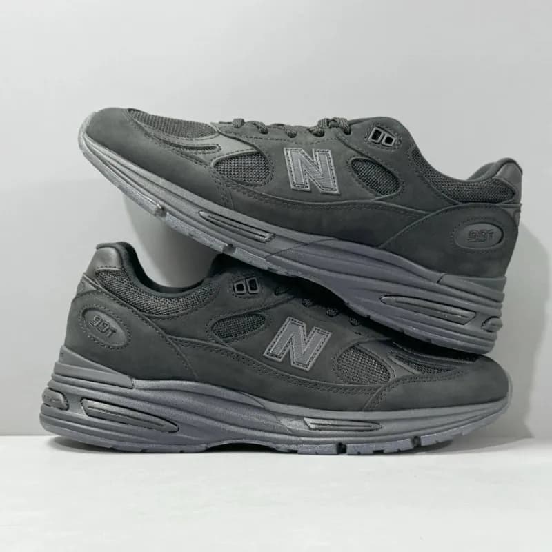 New Balance 990v3 Kith Collaboration — 总裁NB991 U991SK2全黑 石头岛