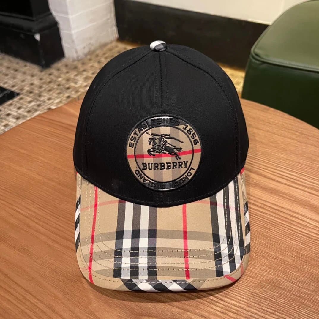 Burberry Baseball Cap Checkered Brim