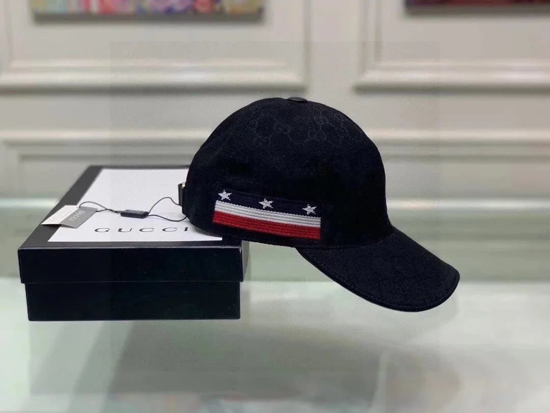 Gucci Baseball Cap GG Monogram — 30