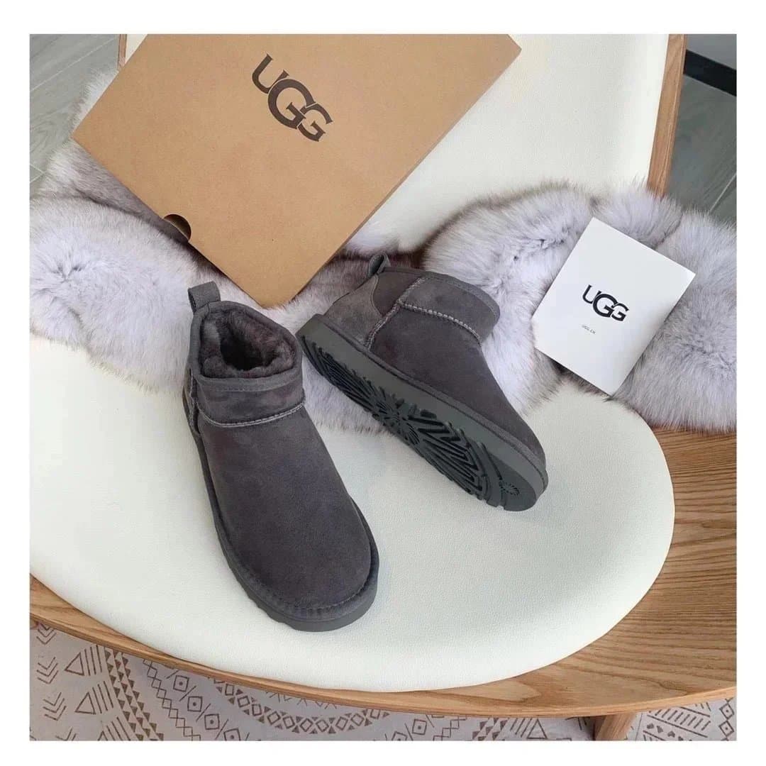 UGG Platform Mule Classic Shearling — mini灰色