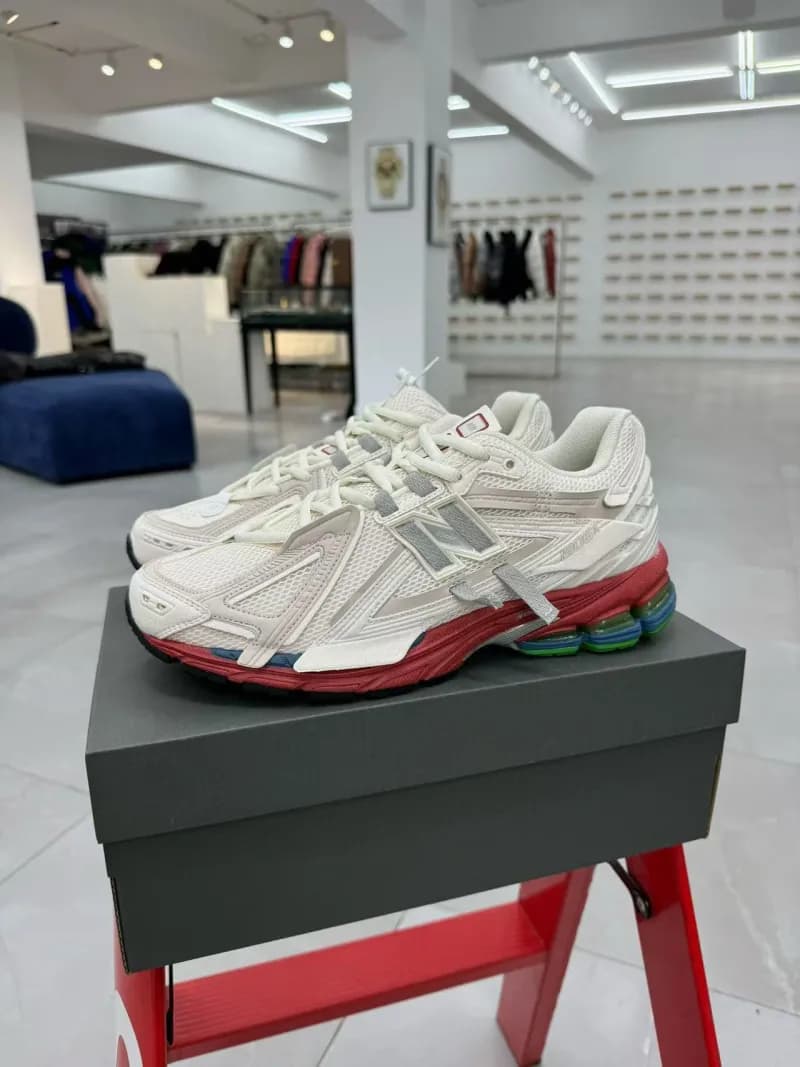 New Balance 2002R Multi-Color