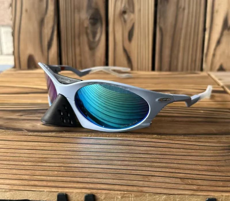 Oakley M Frame Ice Iridium