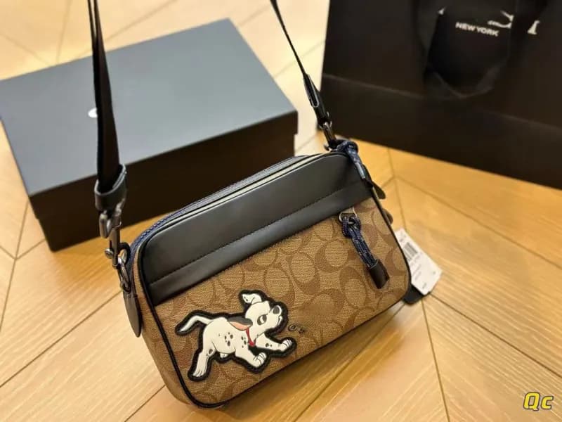 Coach Shoulder Bag 101 Dalmatians Patch