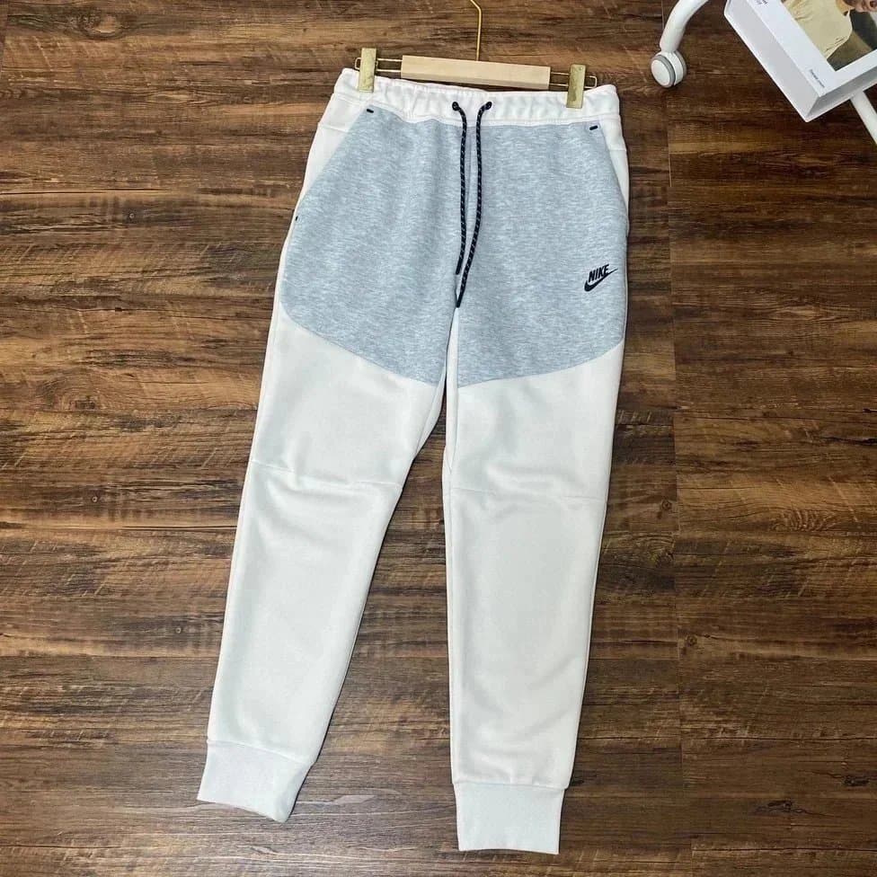 Nike Tech Fleece Joggers Two-Tone
