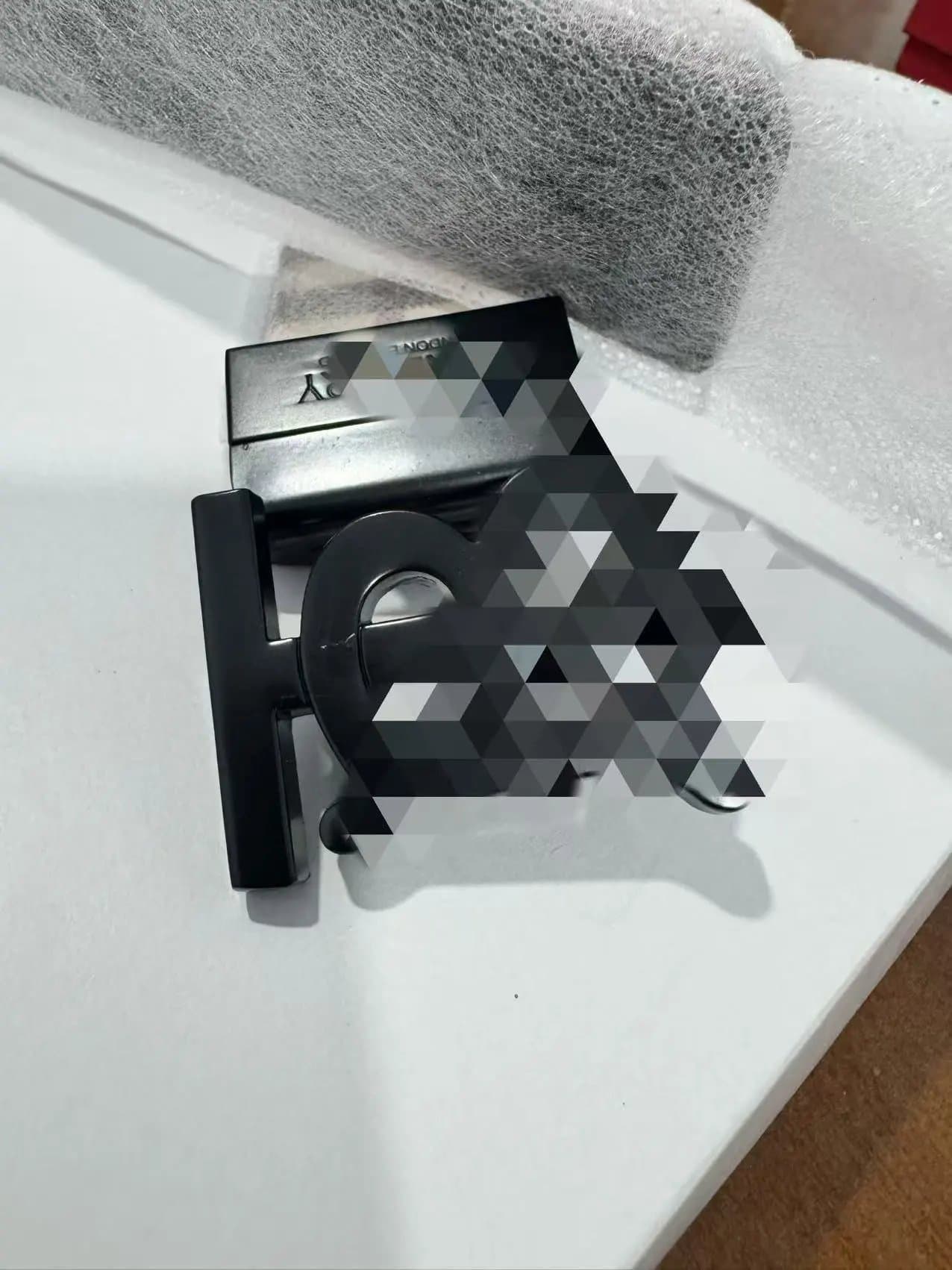 Givenchy Antigona Clip Matte Black