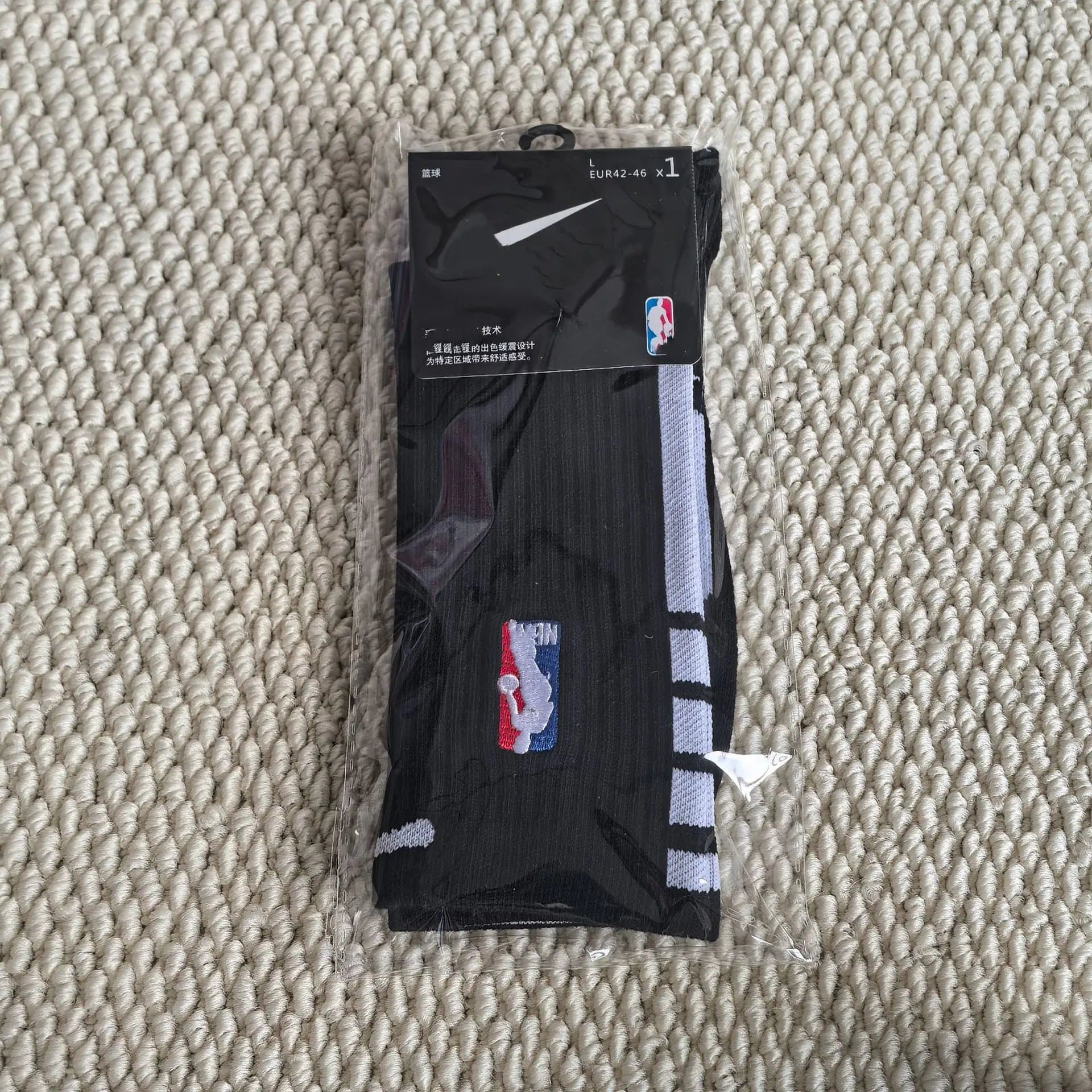 Nike NBA Crew Socks Black/White