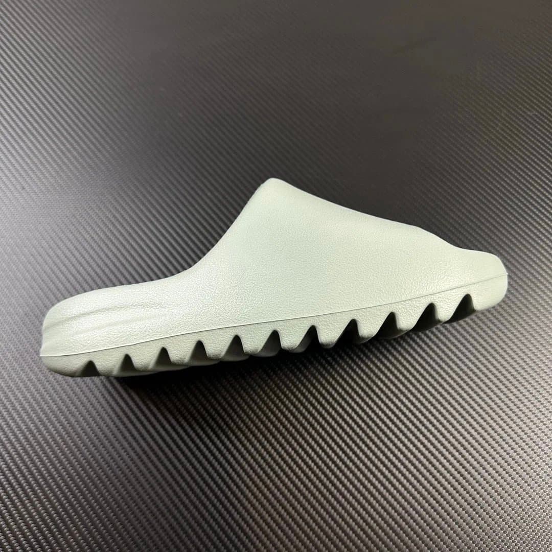 Yeezy Slide Granit — Coconut slippers sea salt ID5480-frosted