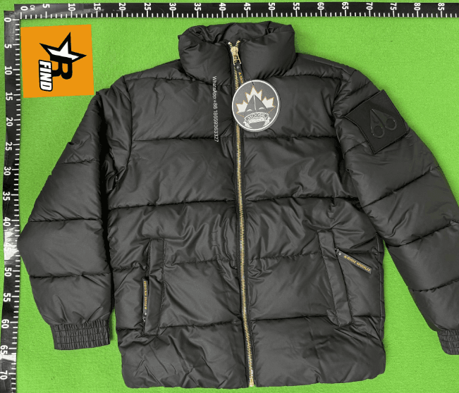 Moncler Puffer Jacket Fur-Trimmed Hood — Moose Knuckles羽绒服-黑色