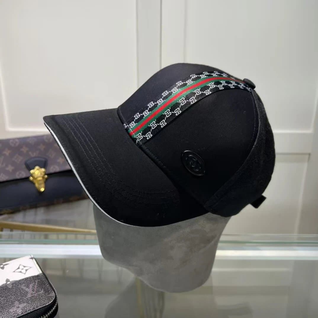 Gucci Baseball Cap GG Web Stripe