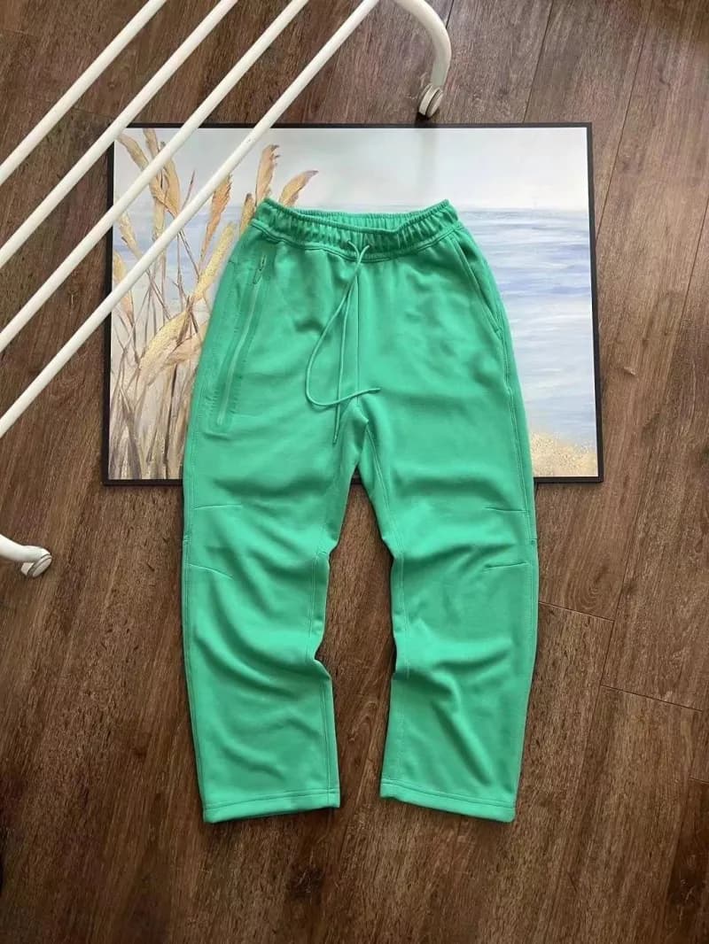 Lululemon Hooded Jacket and Joggers Set Mint Green — 绿色裤子