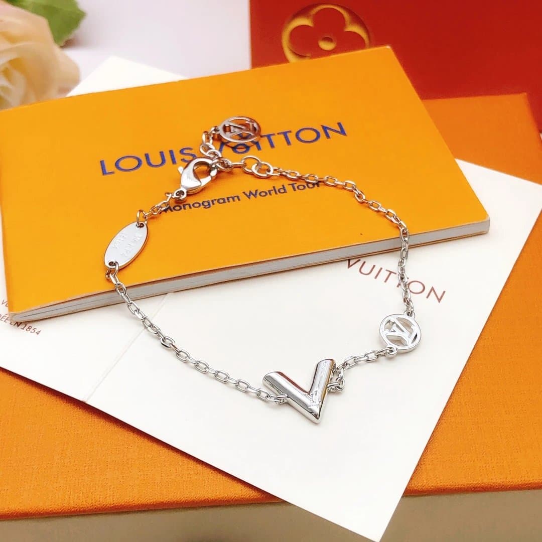 Louis Vuitton Chain Bracelet Monogram Flower — 14